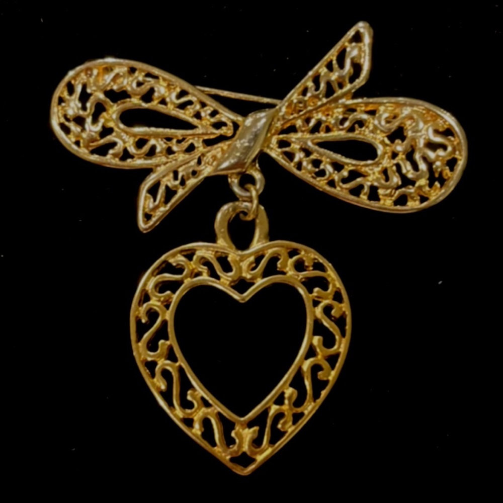 Elegant Gold Tone Filigree Heart and Bow Brooch